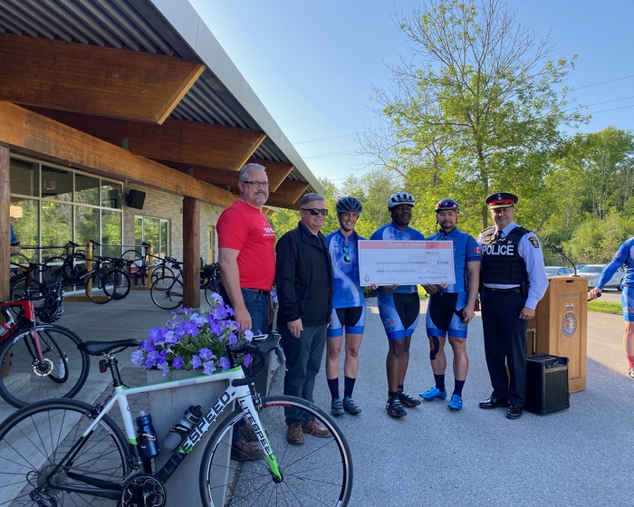 Pictured second from left is Futurecom team member Mark Townson along with members of the York Regional Police Ride to Remember team, the Chief of Police for York Region and the President of the York Regional Police Association.
